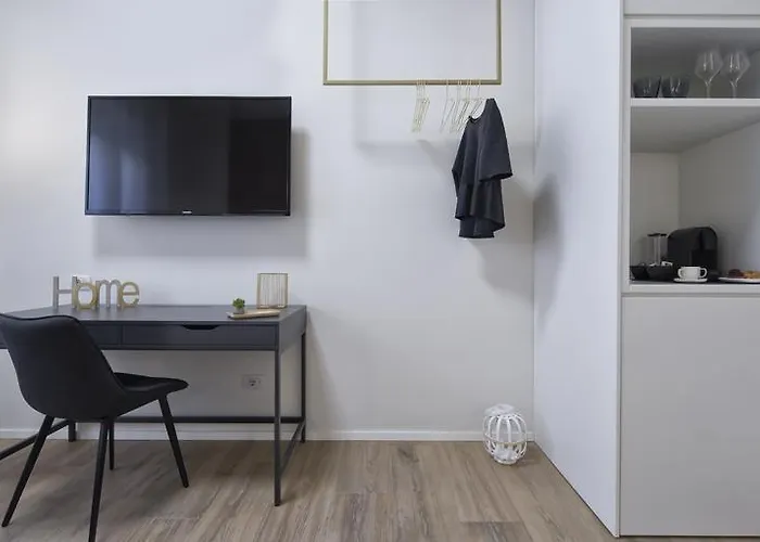 Apartment Vogue Espresso
